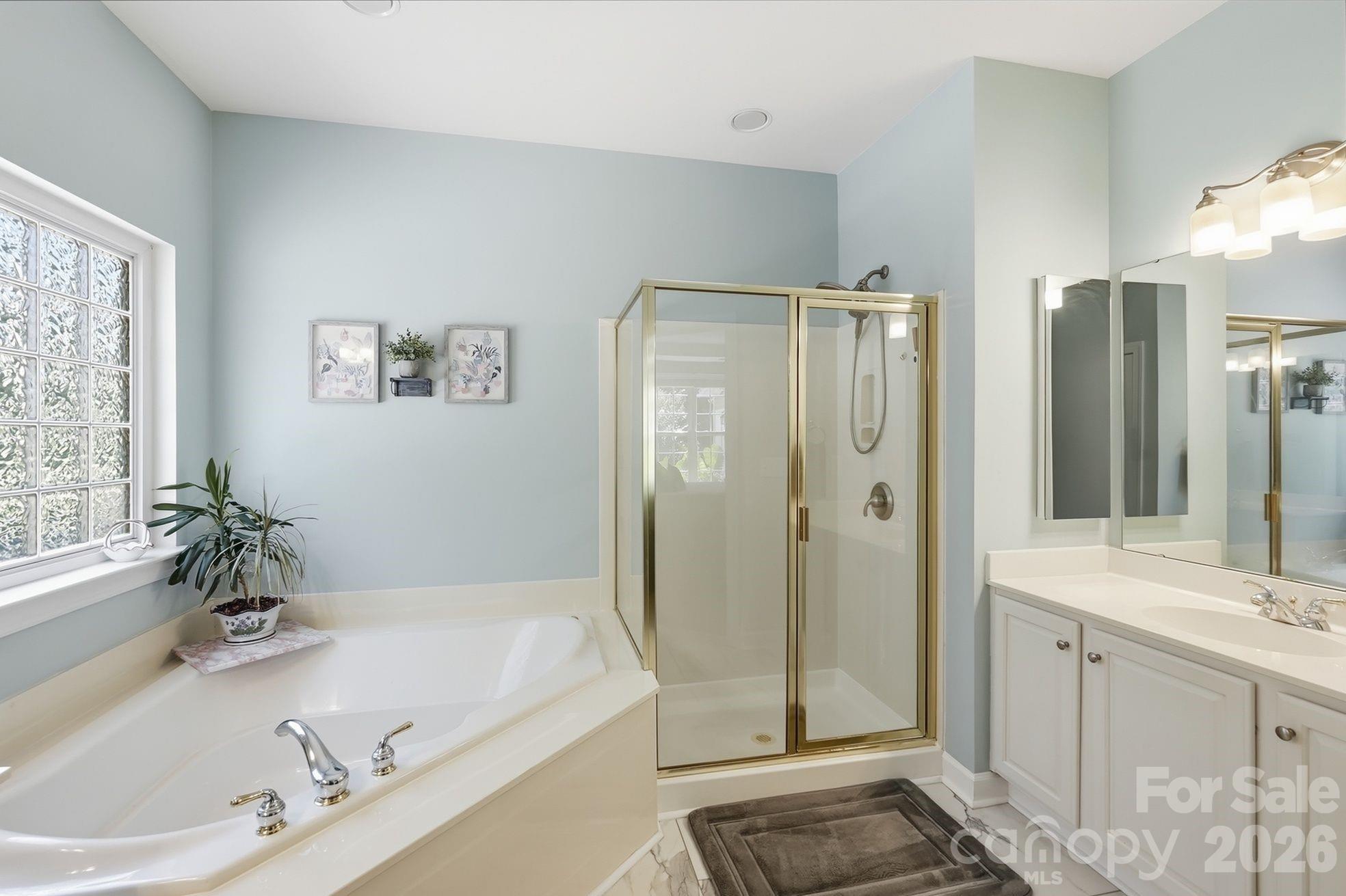 6121 Lostgate Lane Property Photo 23