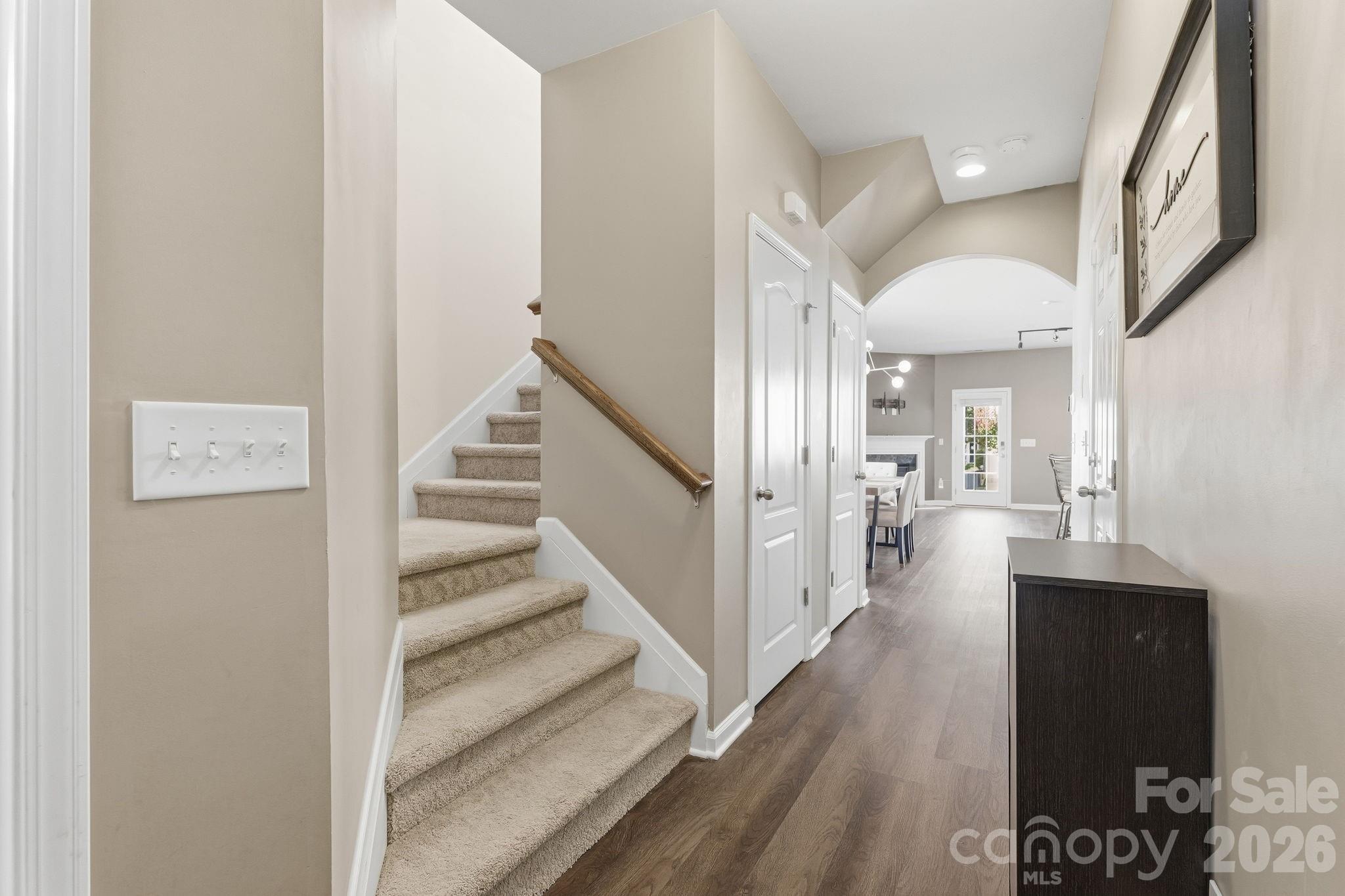 7317 Overmountain Drive Property Photo 3