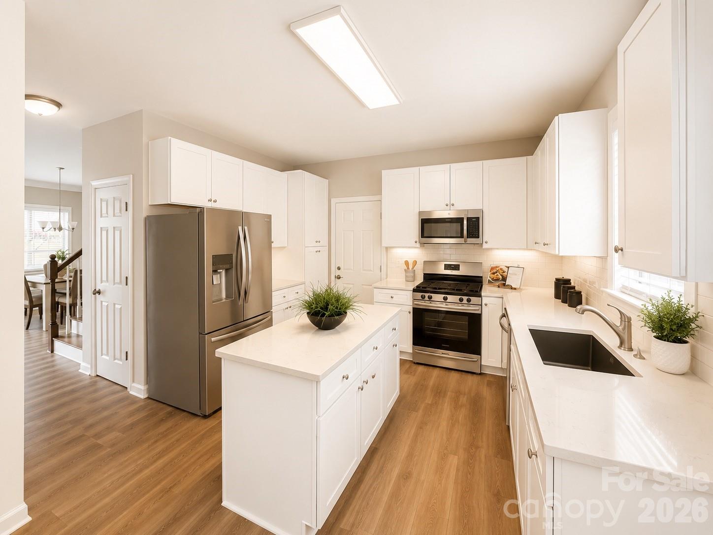 10448 Misty Ridge Lane Property Photo 4