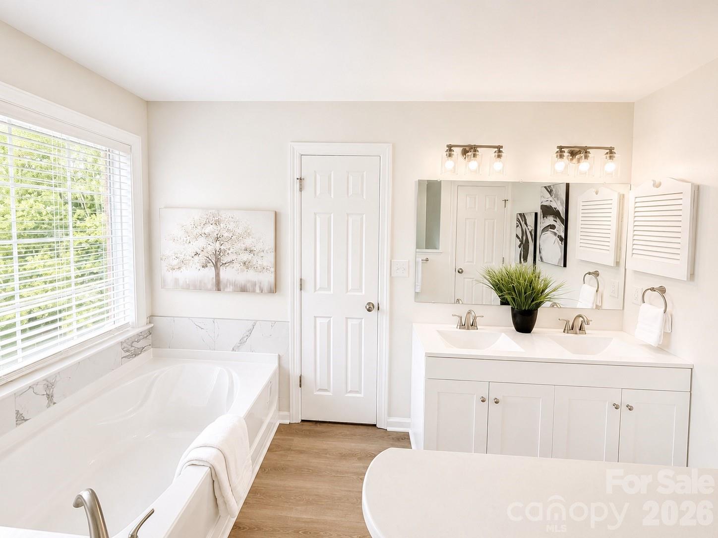 10448 Misty Ridge Lane Property Photo 10