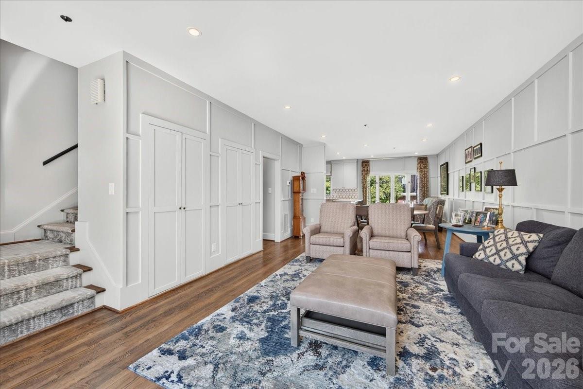 201 Hillside Avenue Property Photo 11