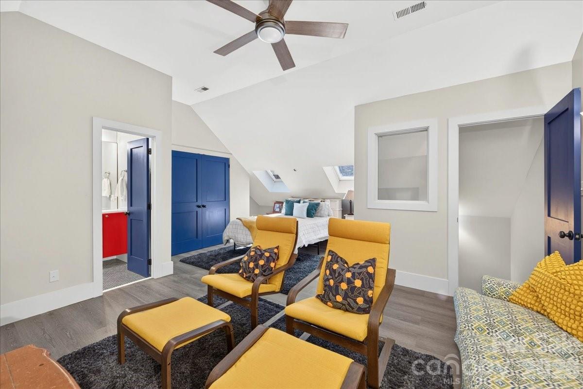 201 Hillside Avenue Property Photo 38