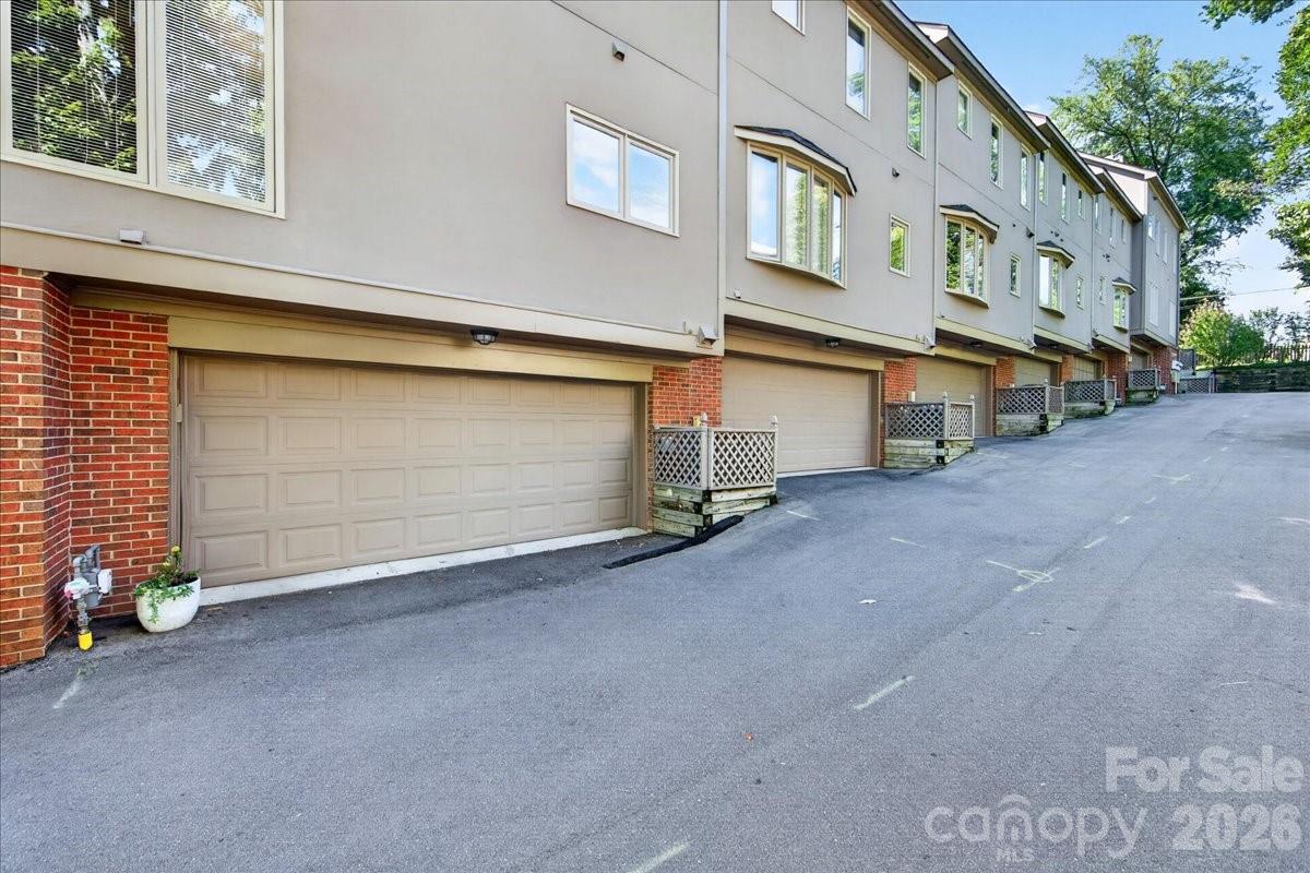 201 Hillside Avenue Property Photo 45