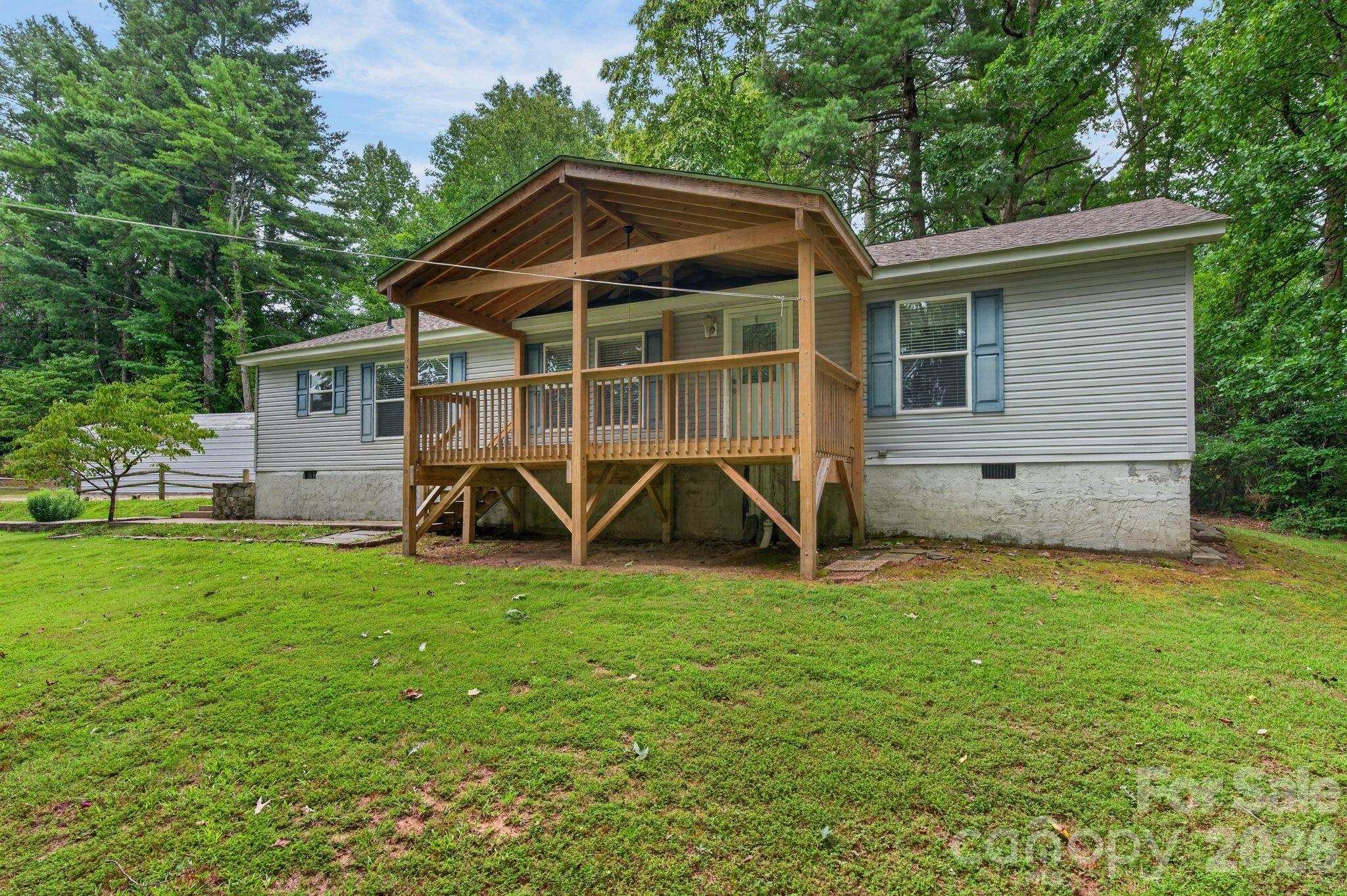 146 Banks View Lane Property Photo 1