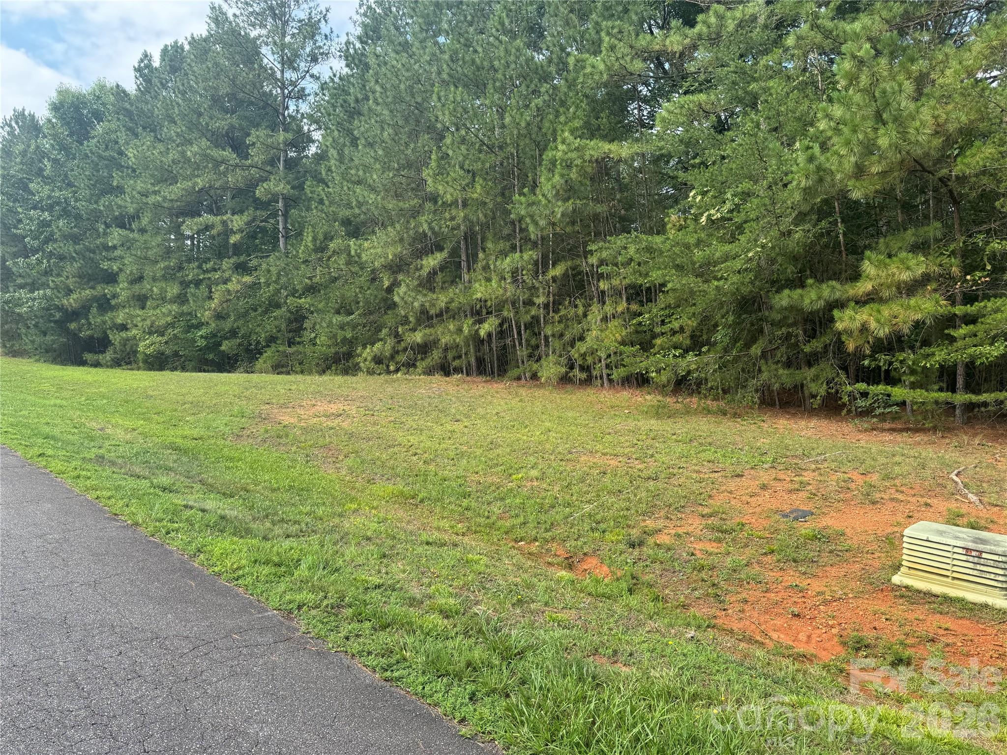 205 Riverwalk Drive Property Photo 2