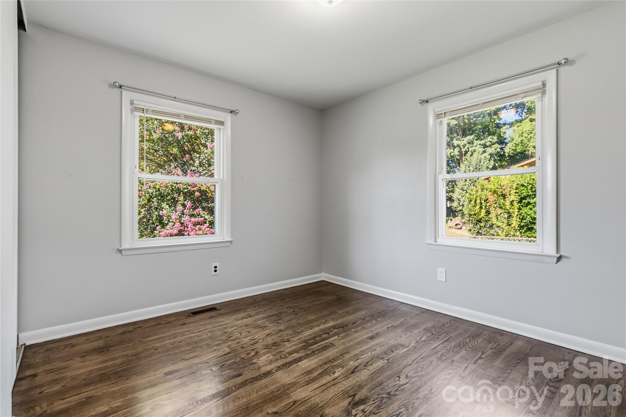 1317 Reid Street Property Photo 9