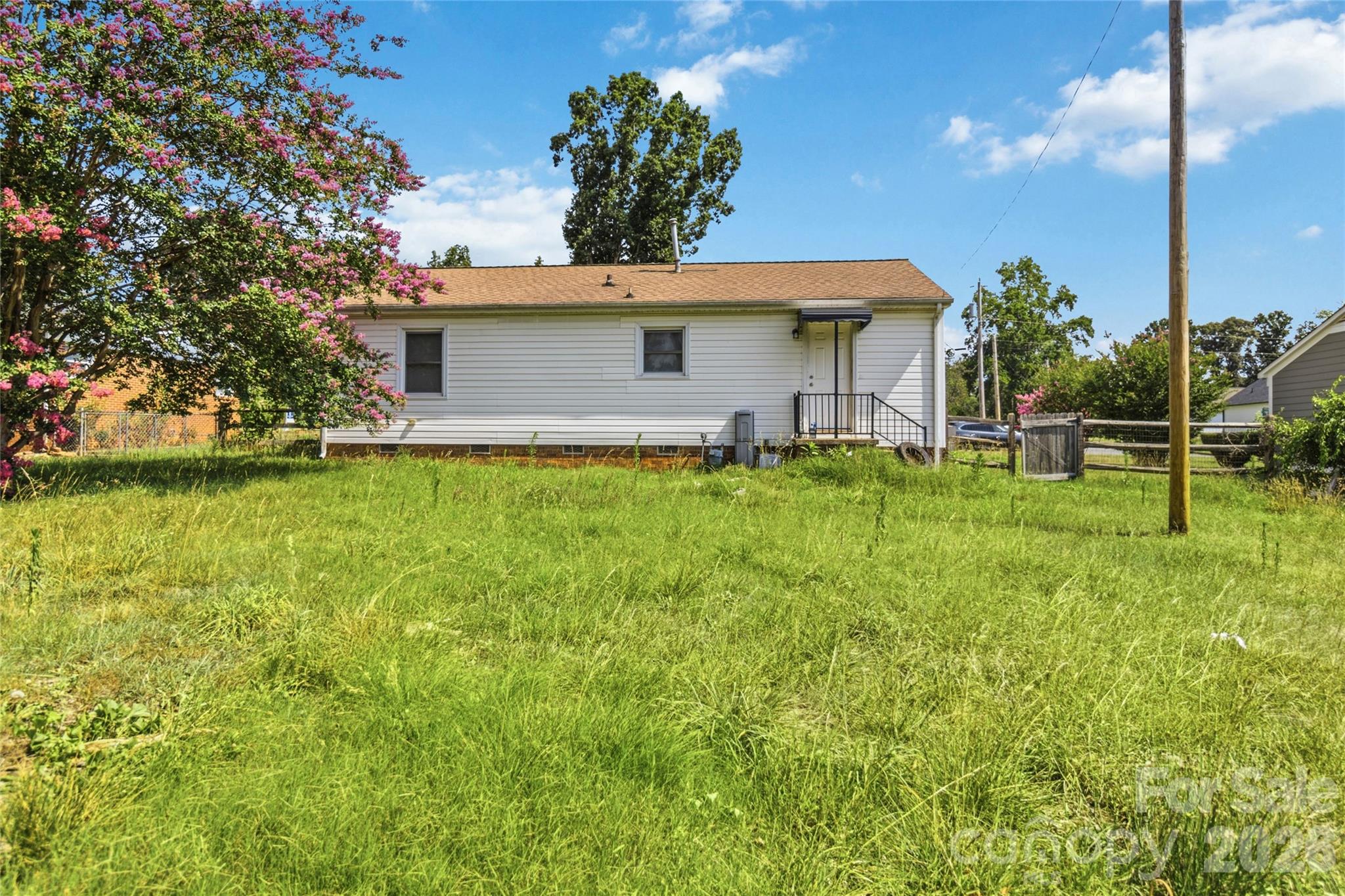 1317 Reid Street Property Photo 11