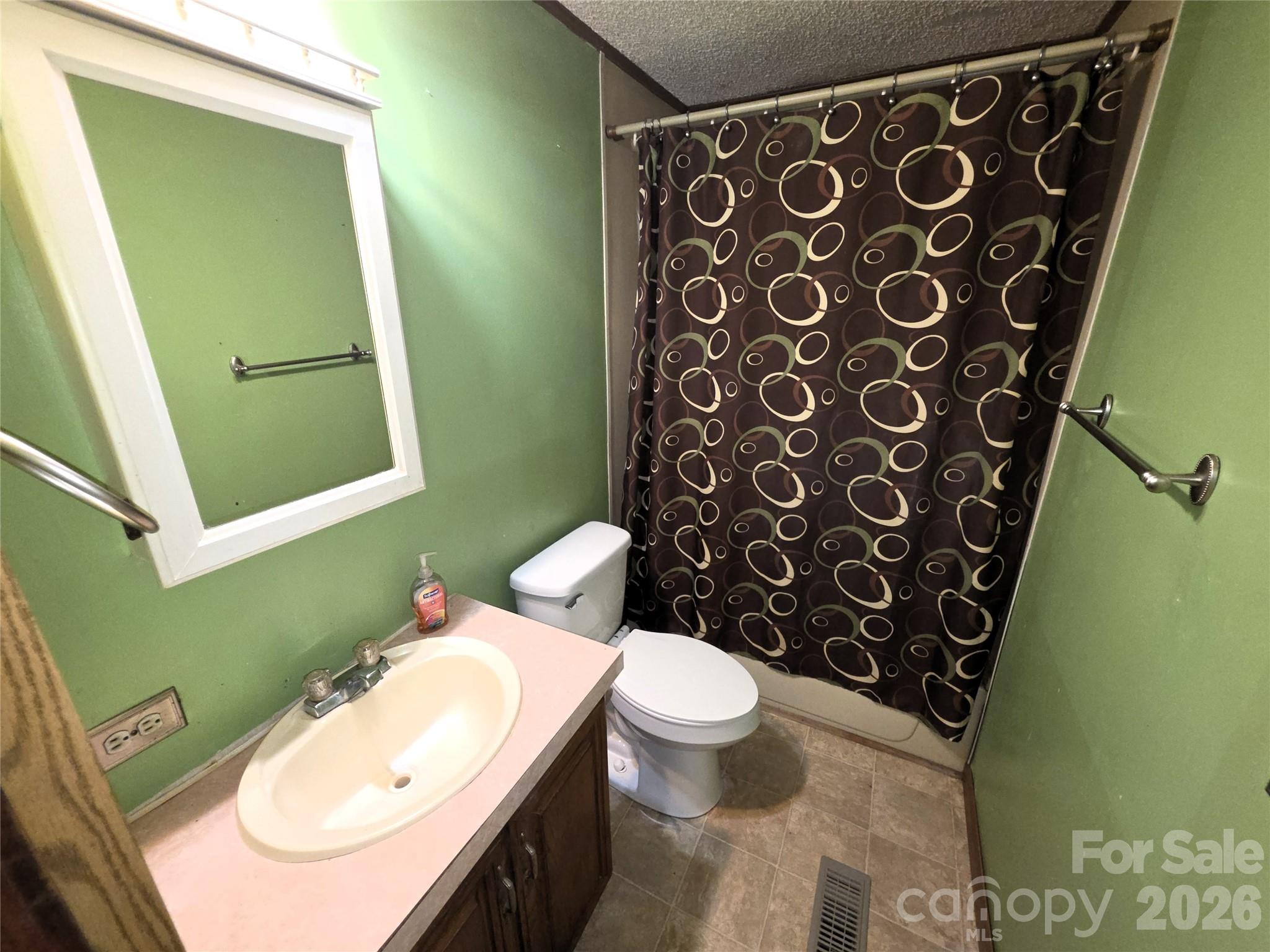1340 Bowling Green Drive Property Photo 16