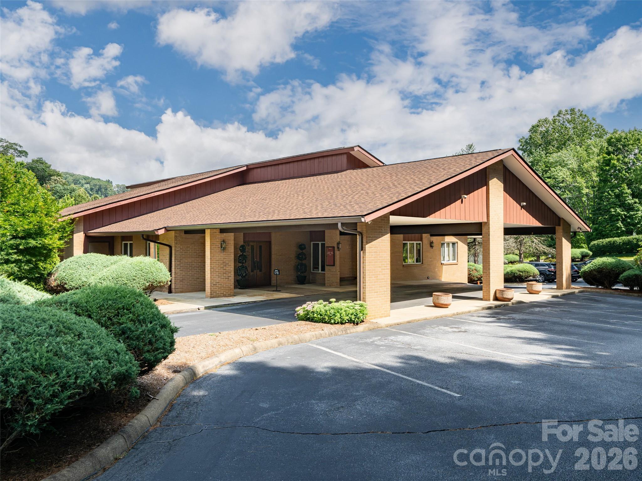 60 Phifer Street Property Photo 5