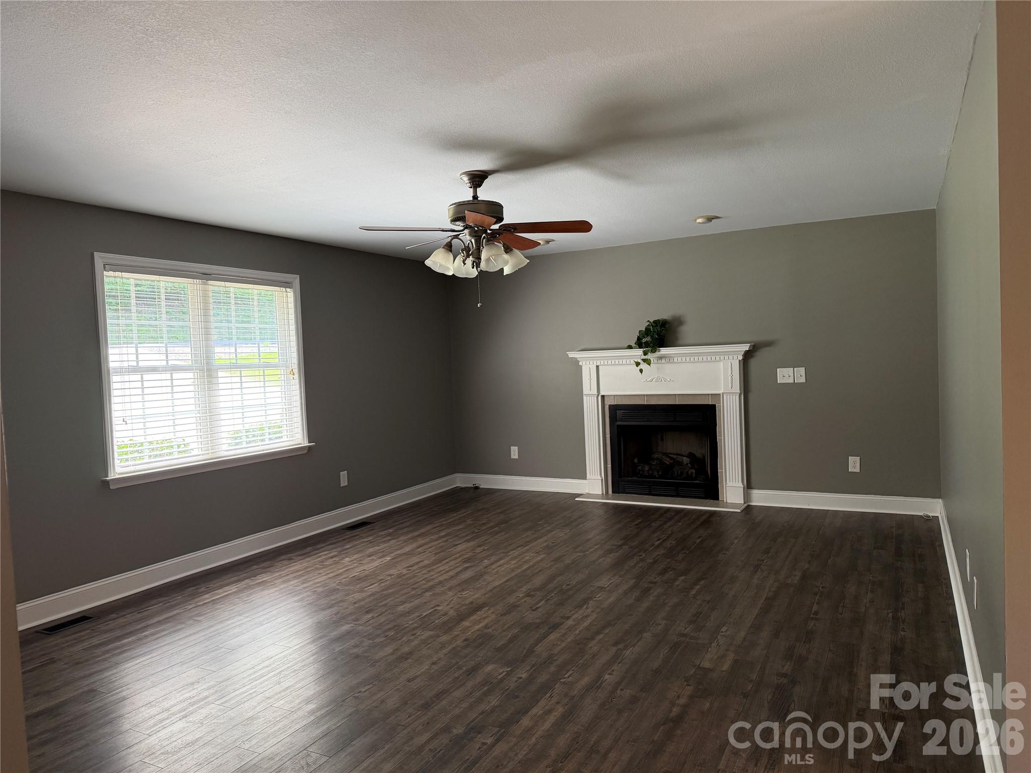 236 Basin Trail Property Photo 6