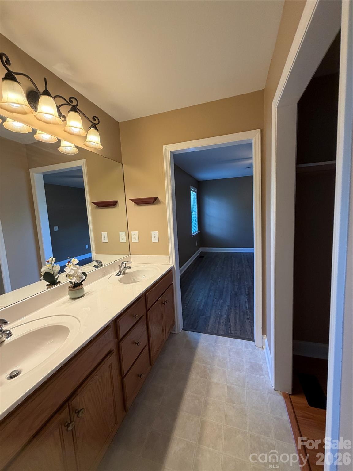 236 Basin Trail Property Photo 34