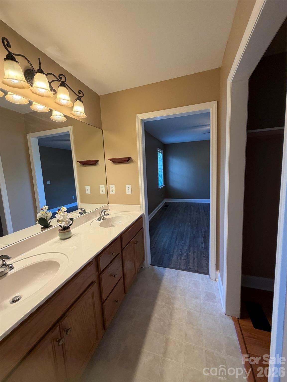 236 Basin Trail Property Photo 35