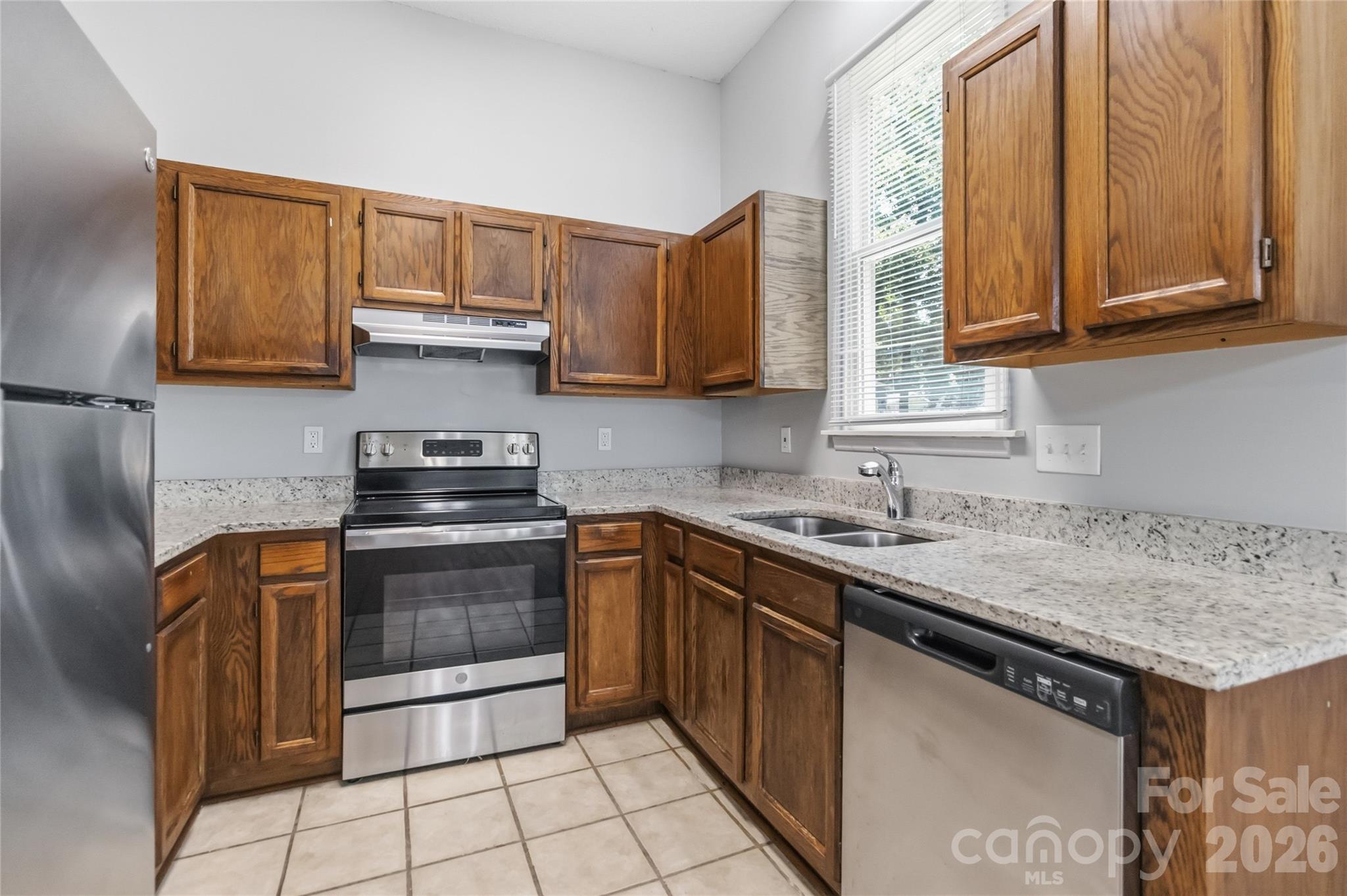 6136 Sunbridge Court Property Photo 6