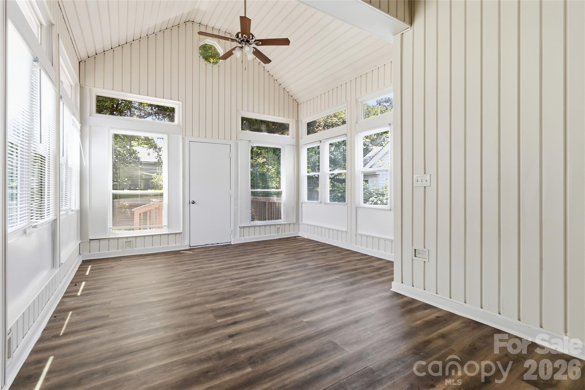 6136 Sunbridge Court Property Photo 15