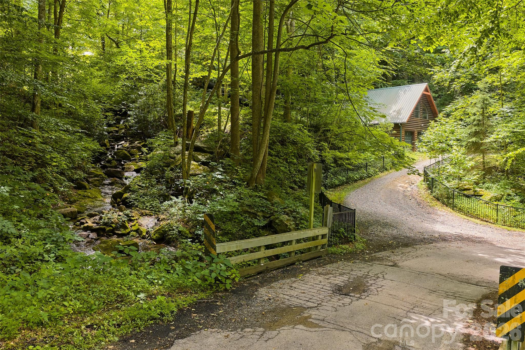1482 Howard Moore Road Property Photo 4