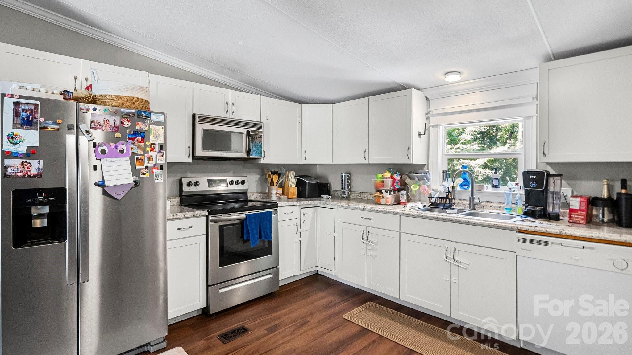111 Patrice Place Property Photo 7