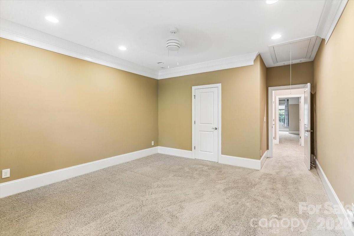 5125 Pansley Drive Property Photo 21