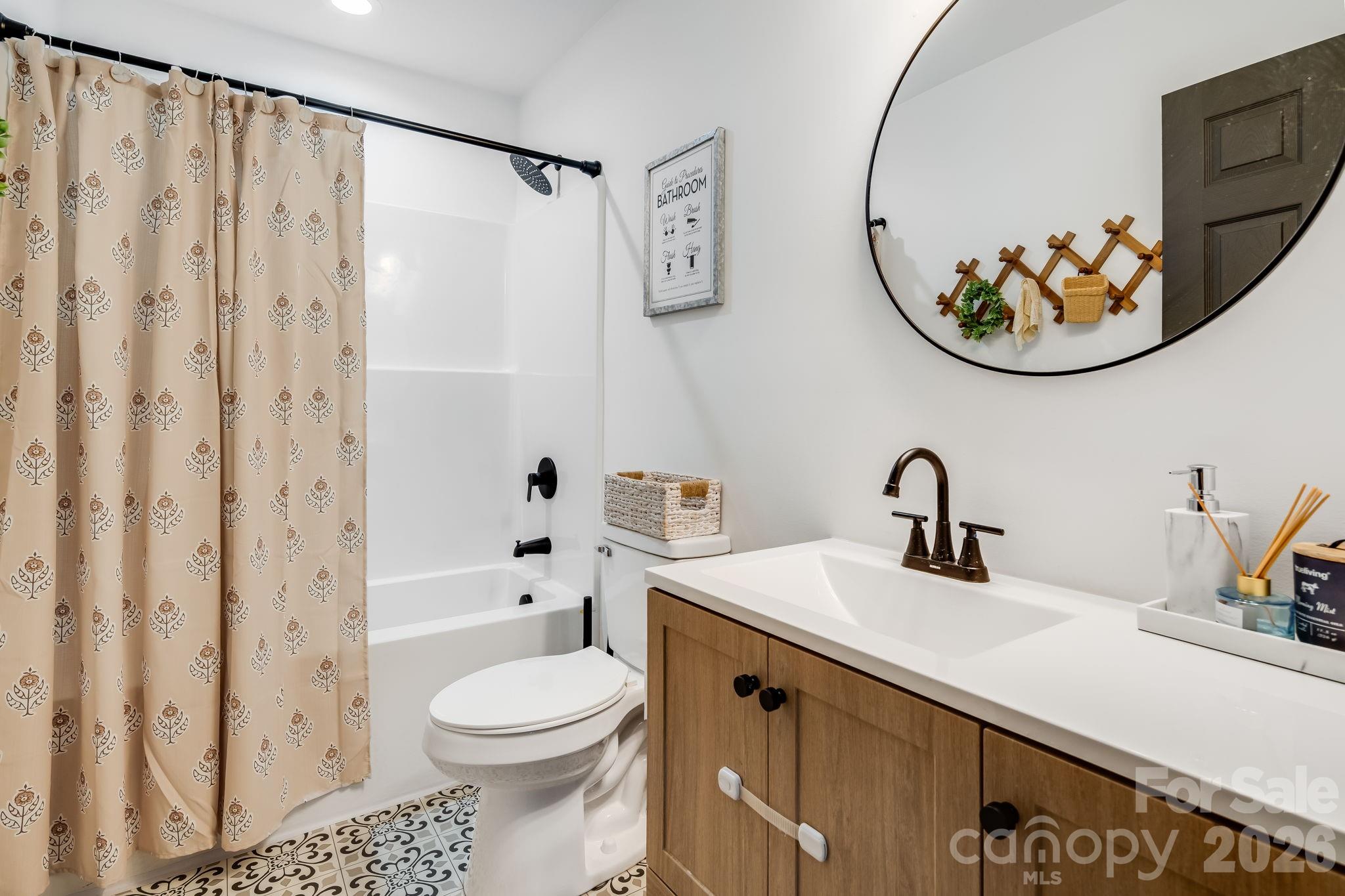 295 Penland Street Property Photo 18