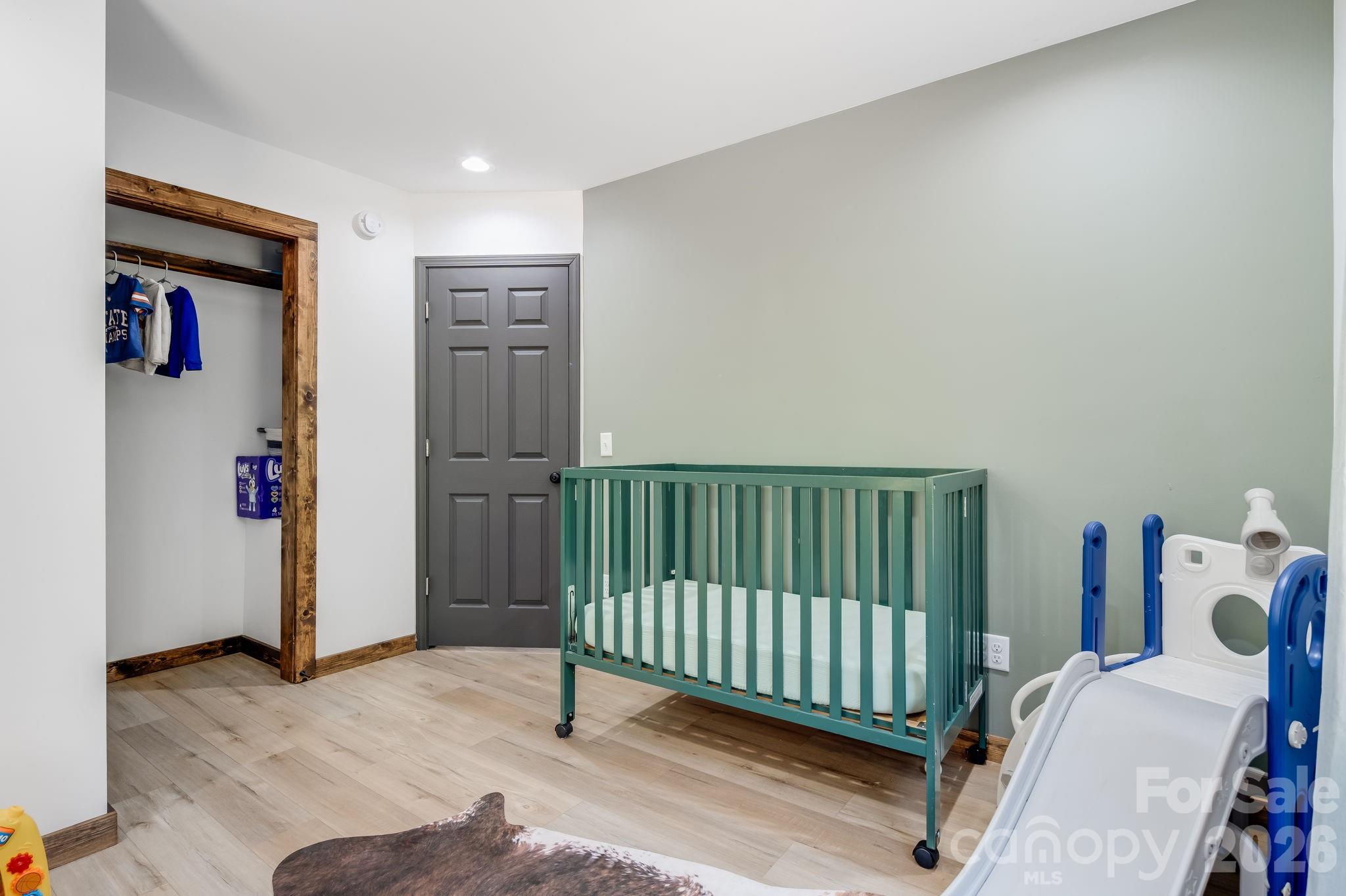 295 Penland Street Property Photo 20