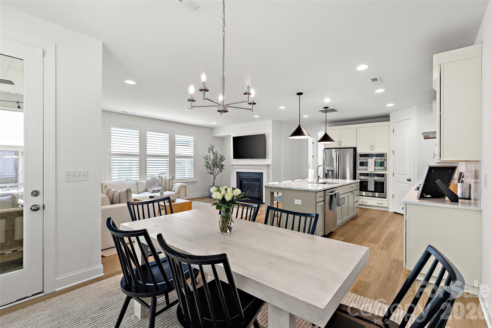 6023 Corbin Woods Court Property Photo 17