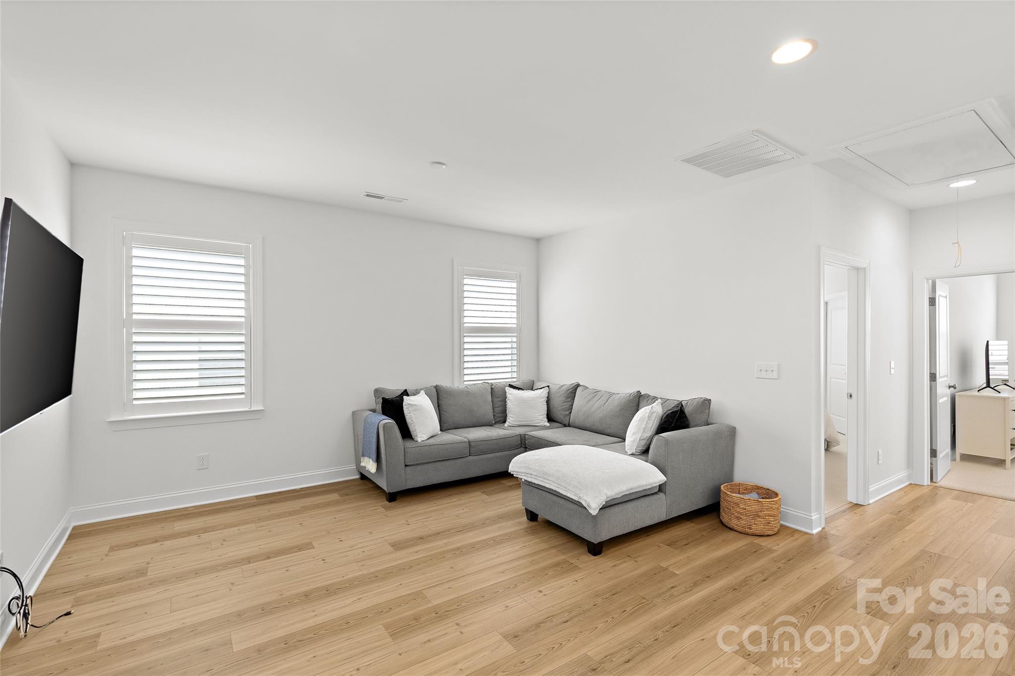 6023 Corbin Woods Court Property Photo 23
