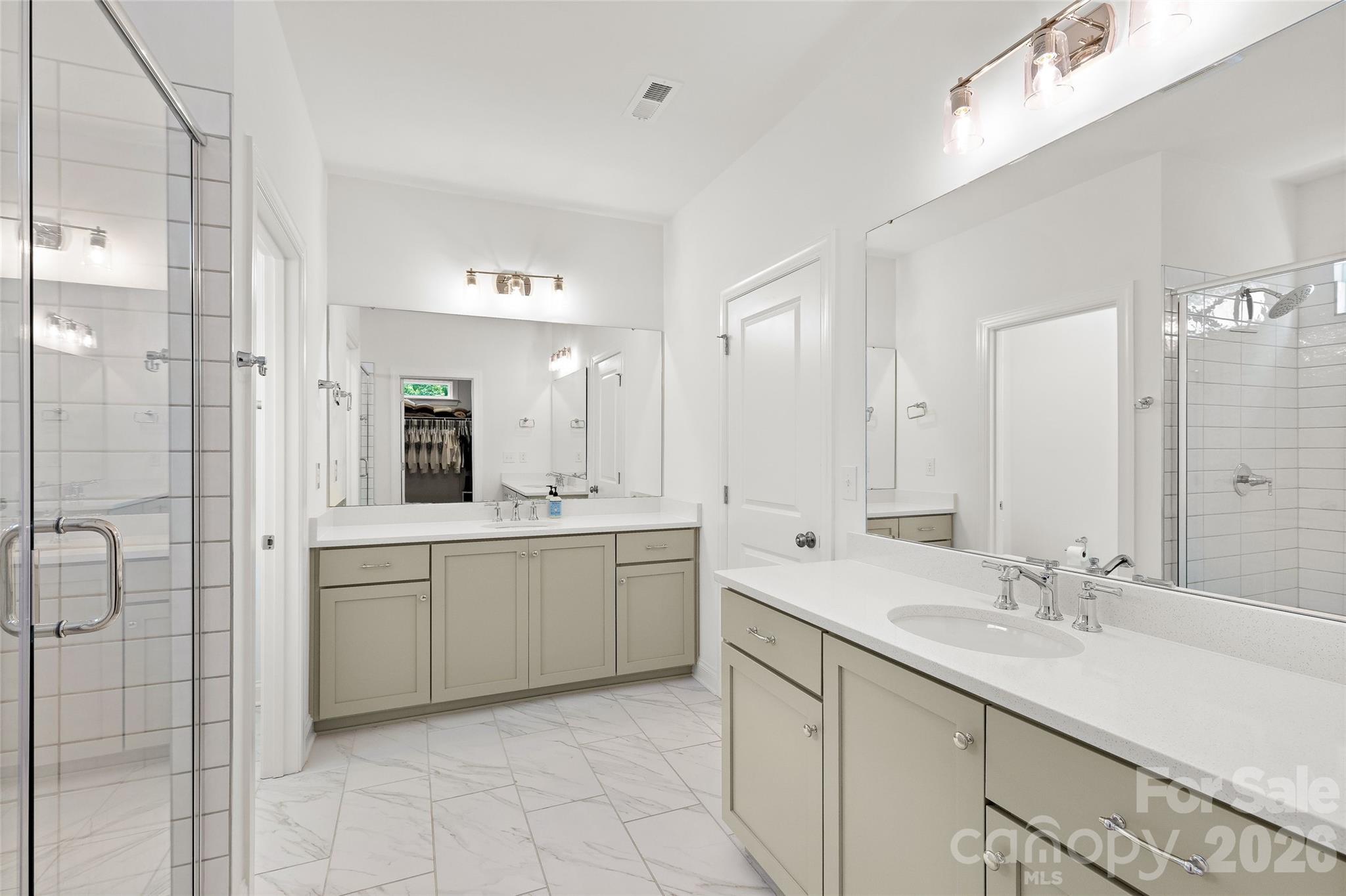 6023 Corbin Woods Court Property Photo 34