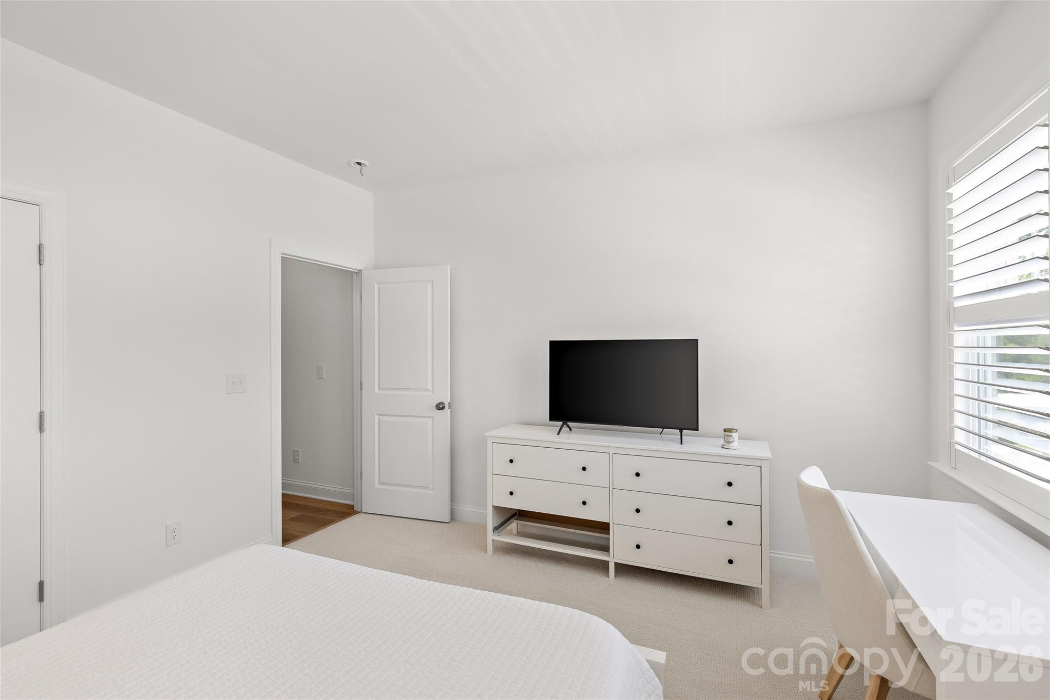 6023 Corbin Woods Court Property Photo 40
