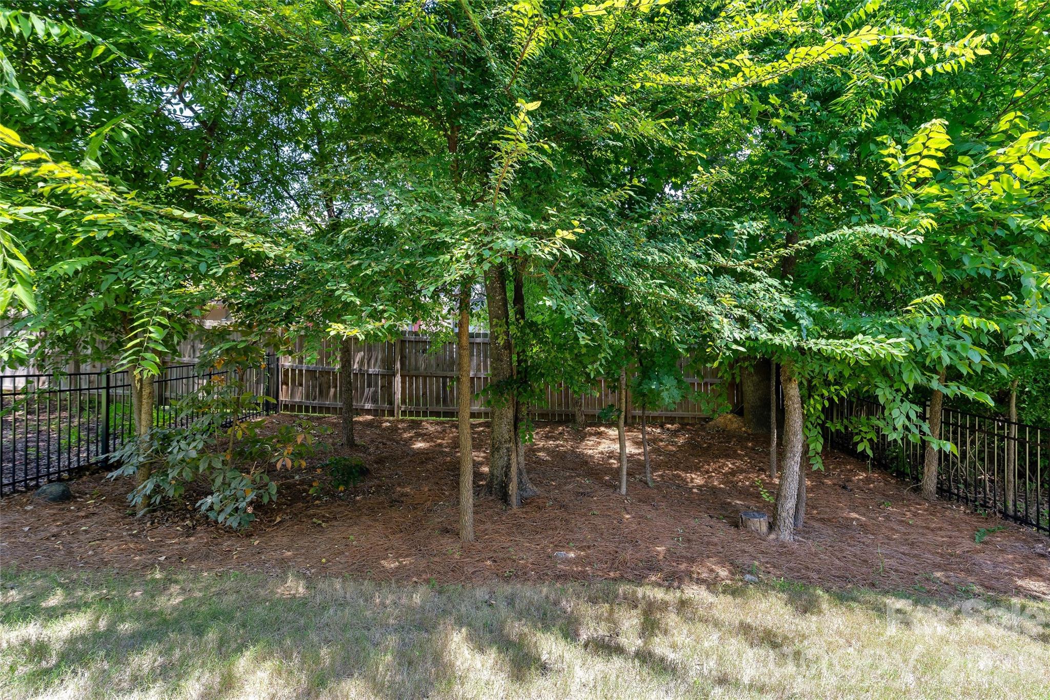 6023 Corbin Woods Court Property Photo 44