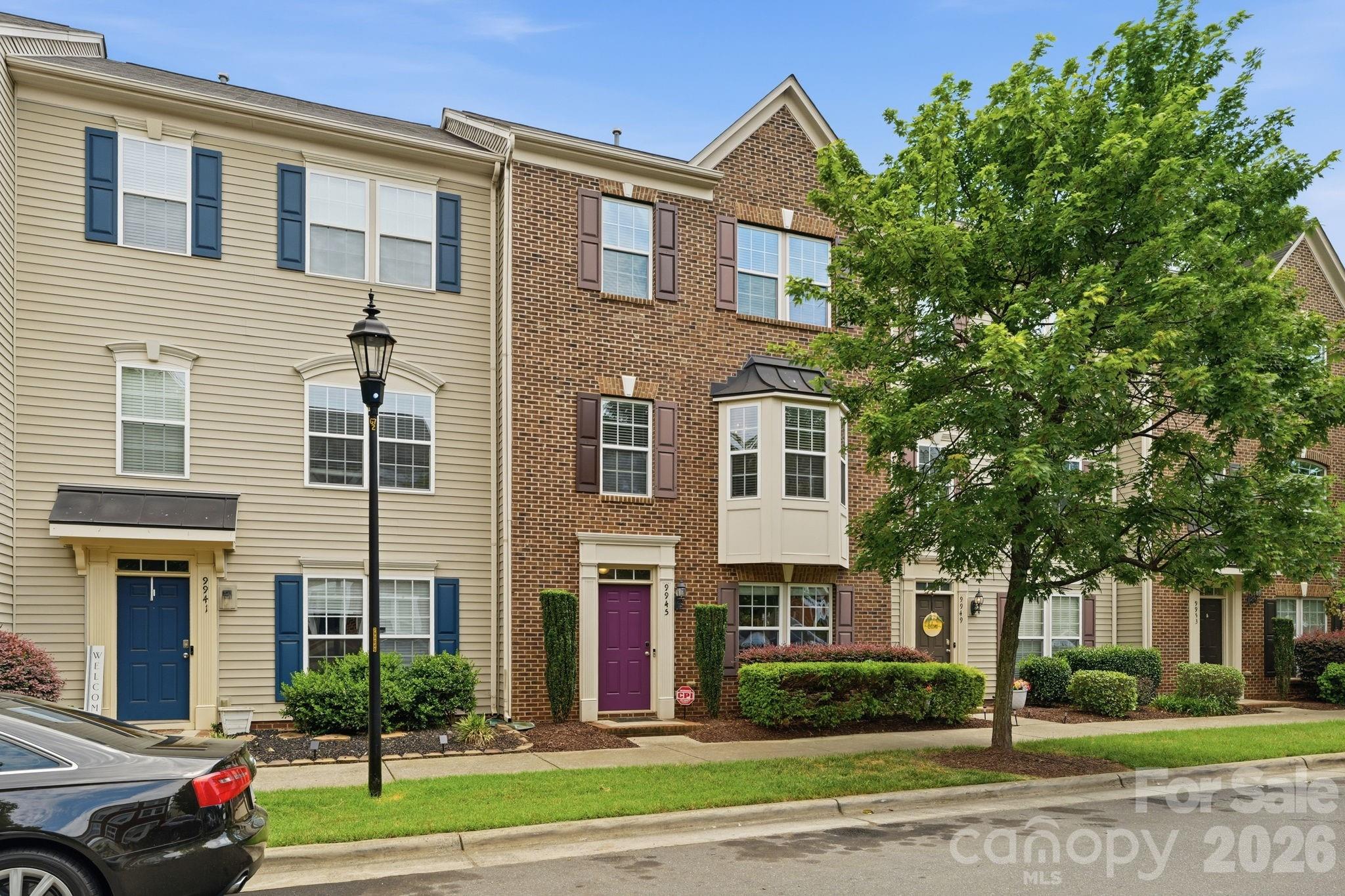 9945 Kings Parade Boulevard #48 Property Photo 3