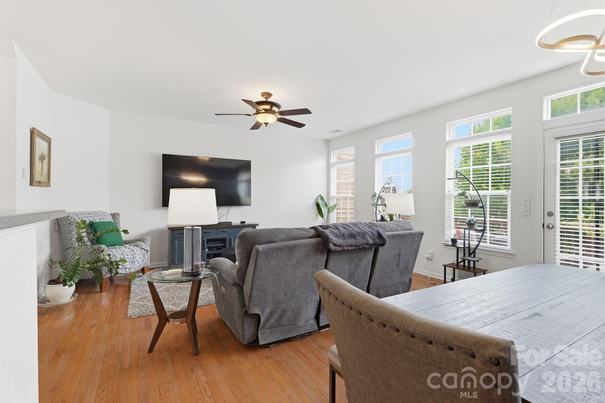 9945 Kings Parade Boulevard #48 Property Photo 12