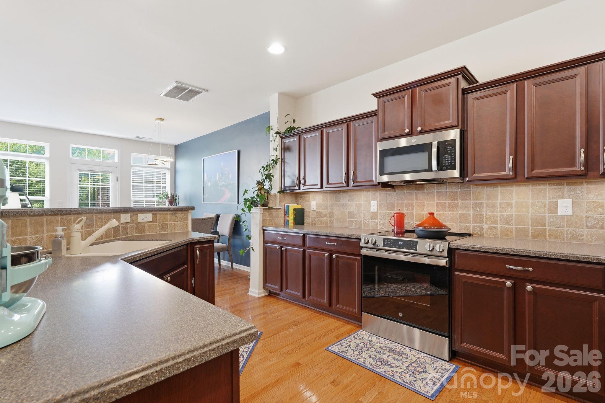 9945 Kings Parade Boulevard #48 Property Photo 15