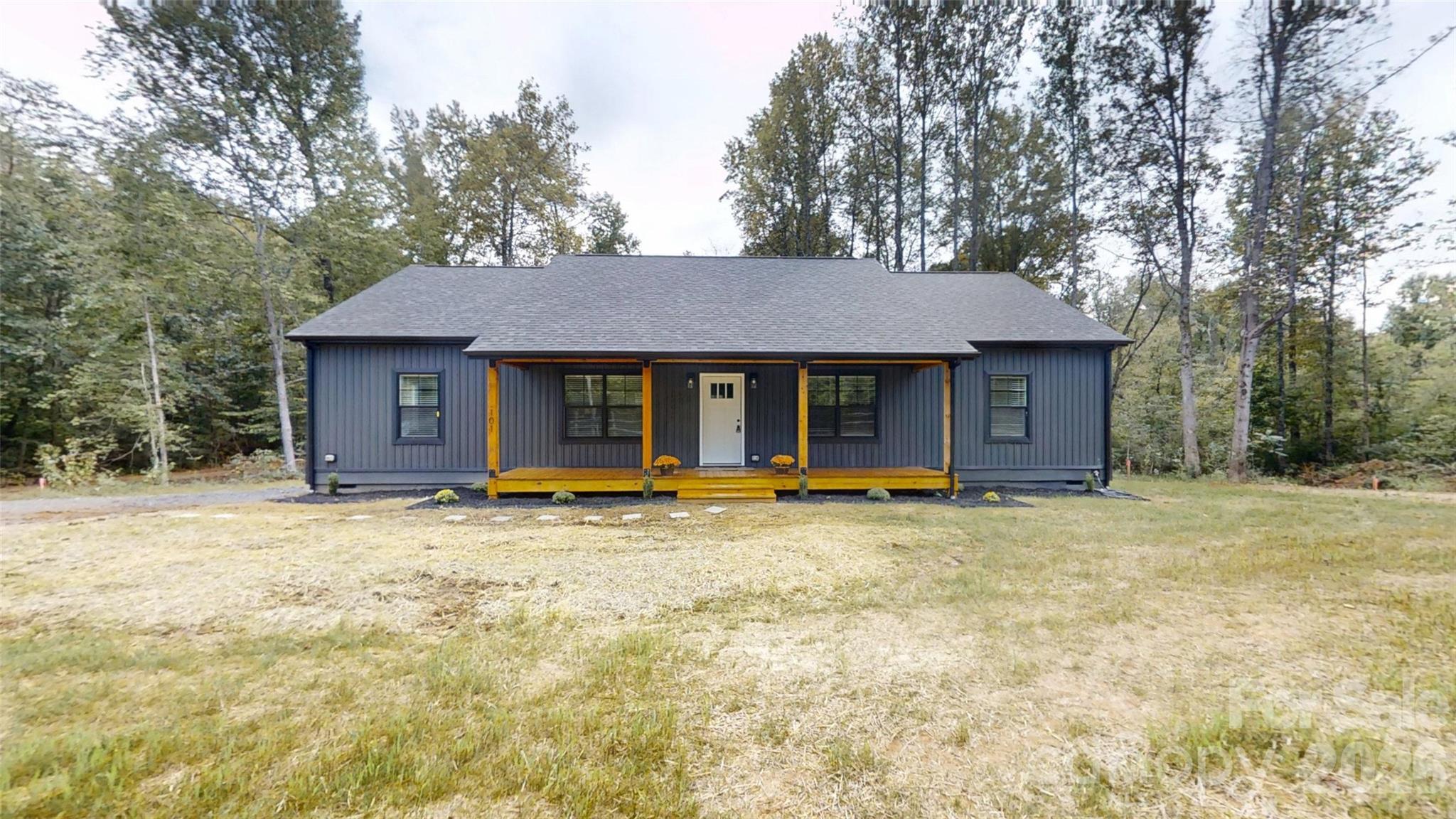 101 Riverhills Lane Property Photo 1