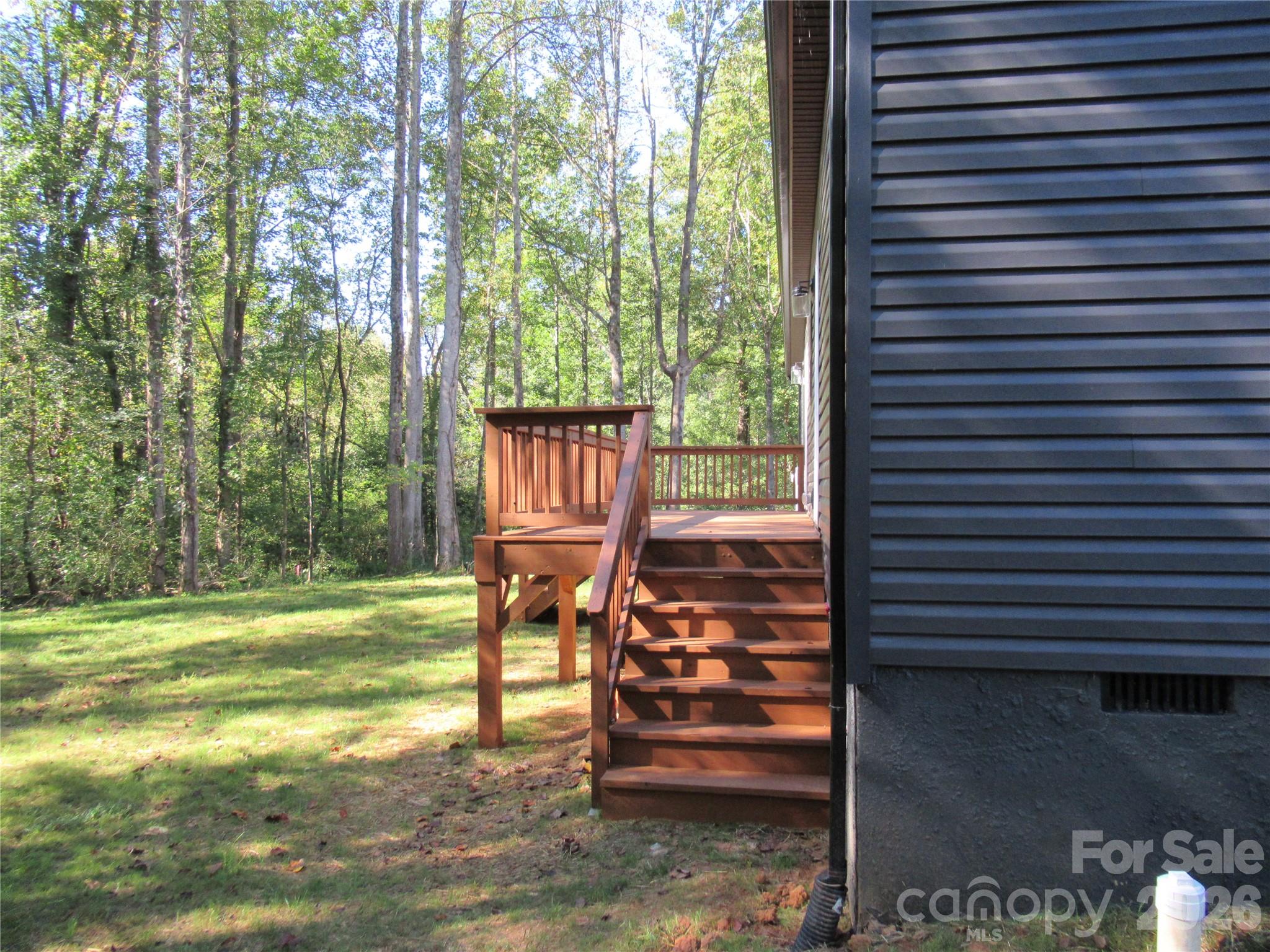 101 Riverhills Lane Property Photo 3