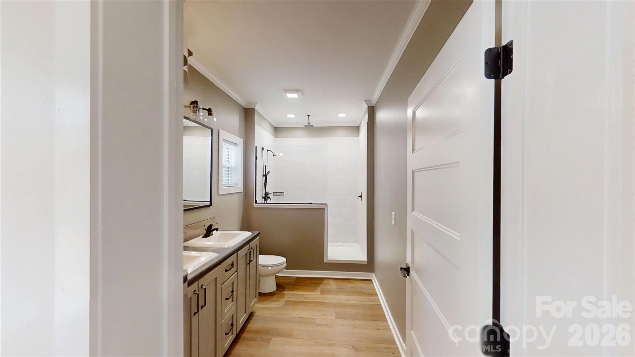 101 Riverhills Lane Property Photo 13