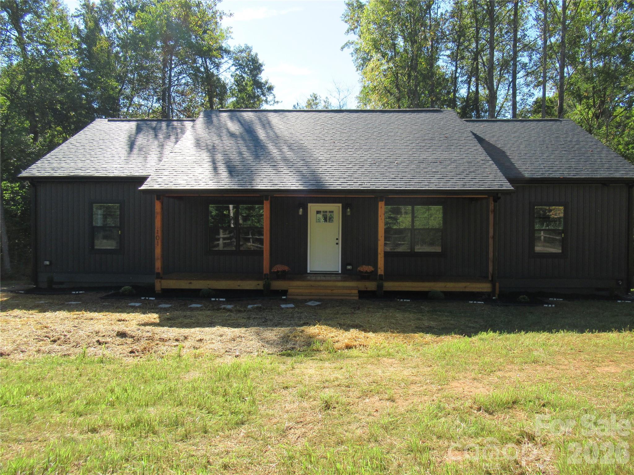 101 Riverhills Lane Property Photo 37