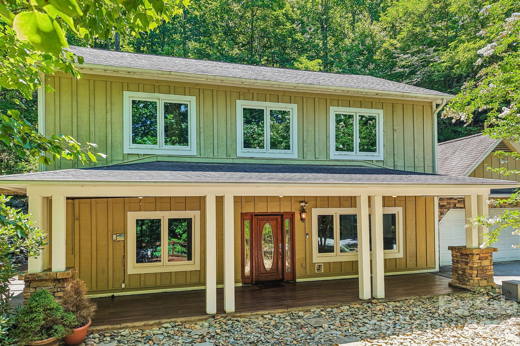 10 Cedar Drive Property Photo 1