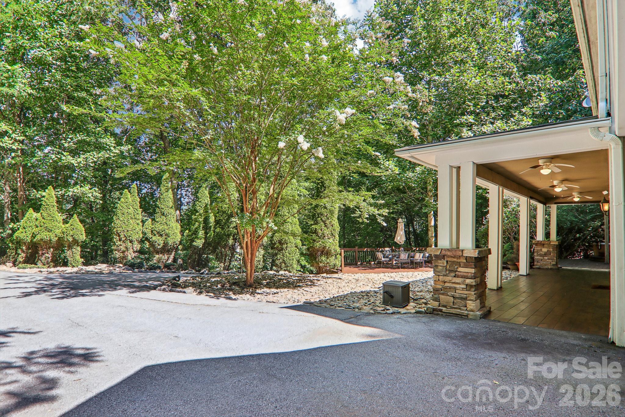 10 Cedar Drive Property Photo 5