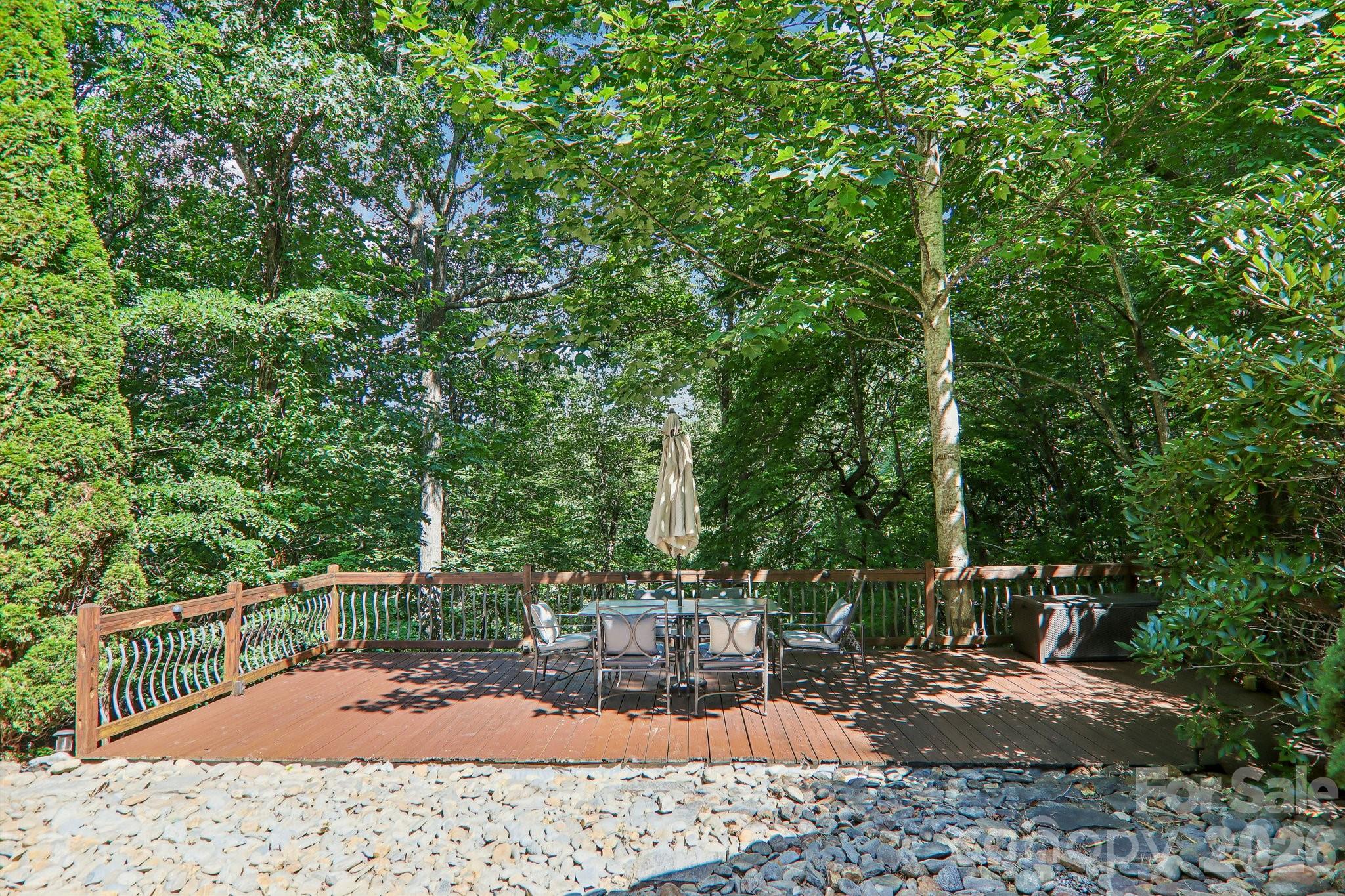10 Cedar Drive Property Photo 37