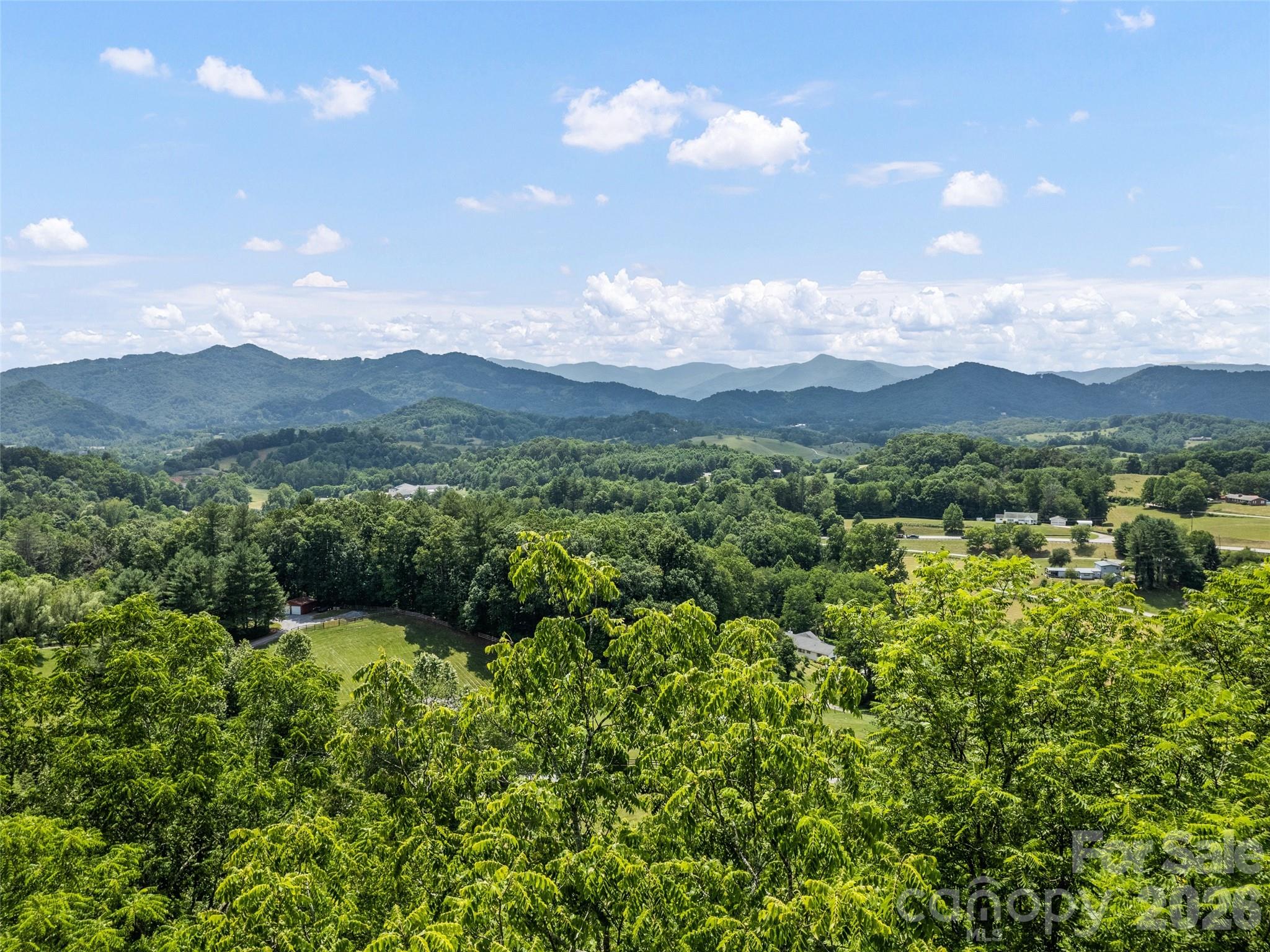 145 Hiaway Trail Property Photo 9