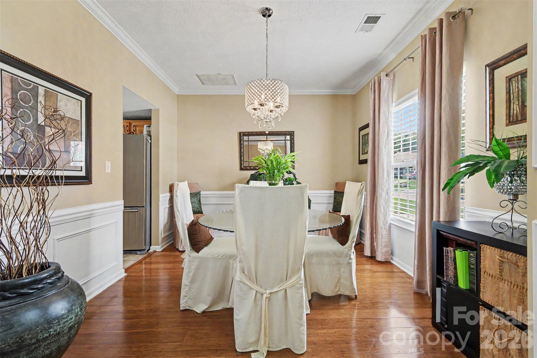 1826 Conifer Circle Property Photo 11