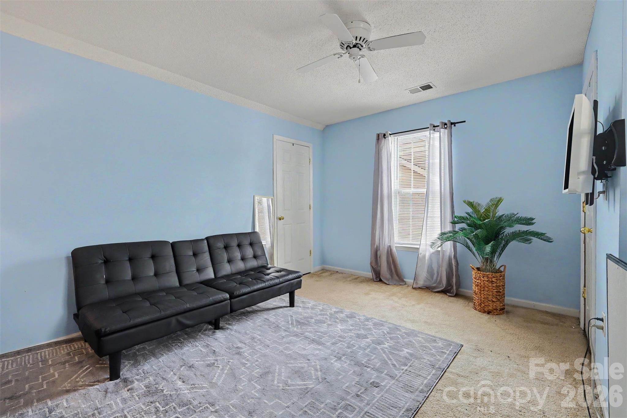 1826 Conifer Circle Property Photo 17