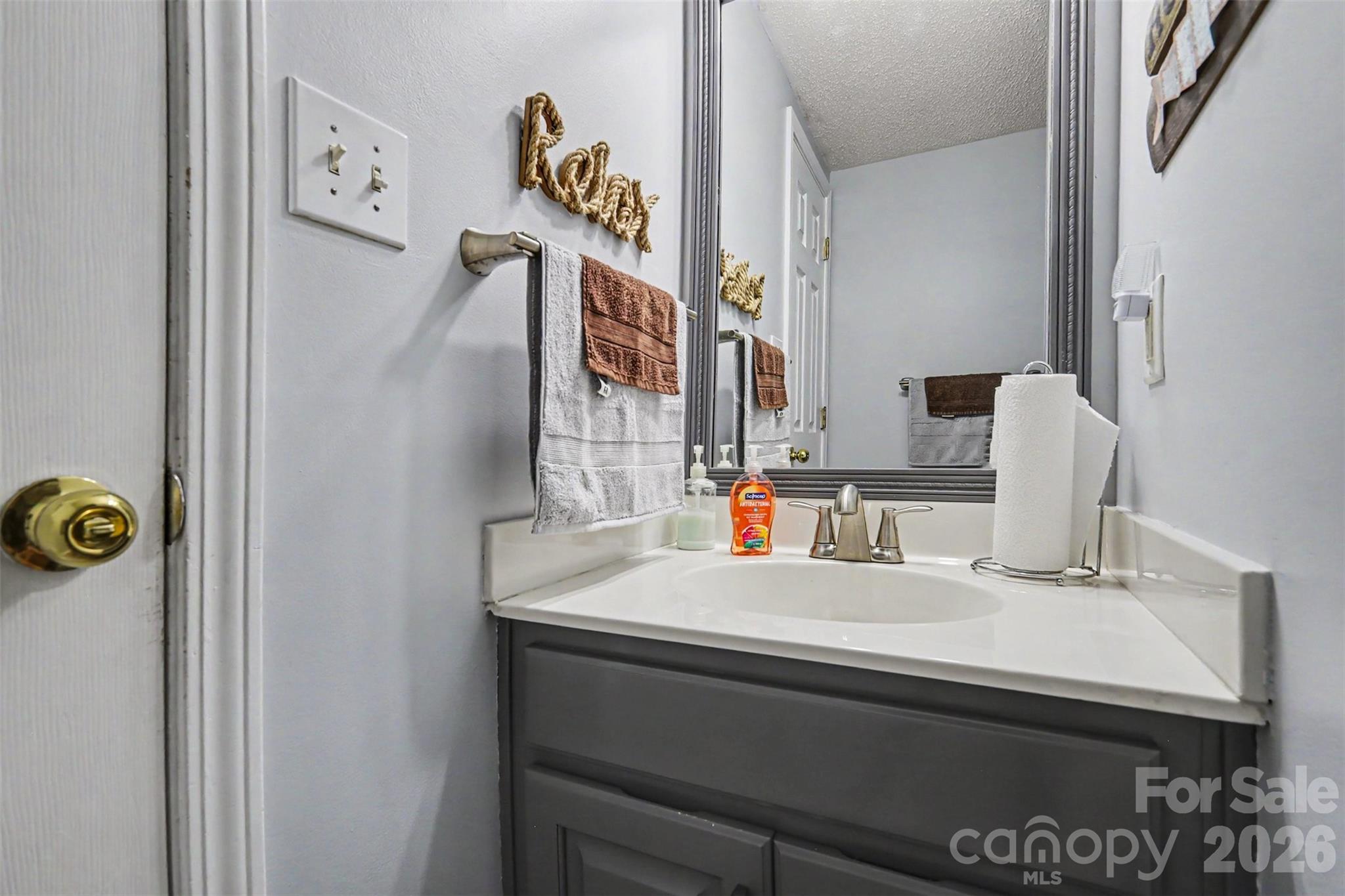 1826 Conifer Circle Property Photo 21