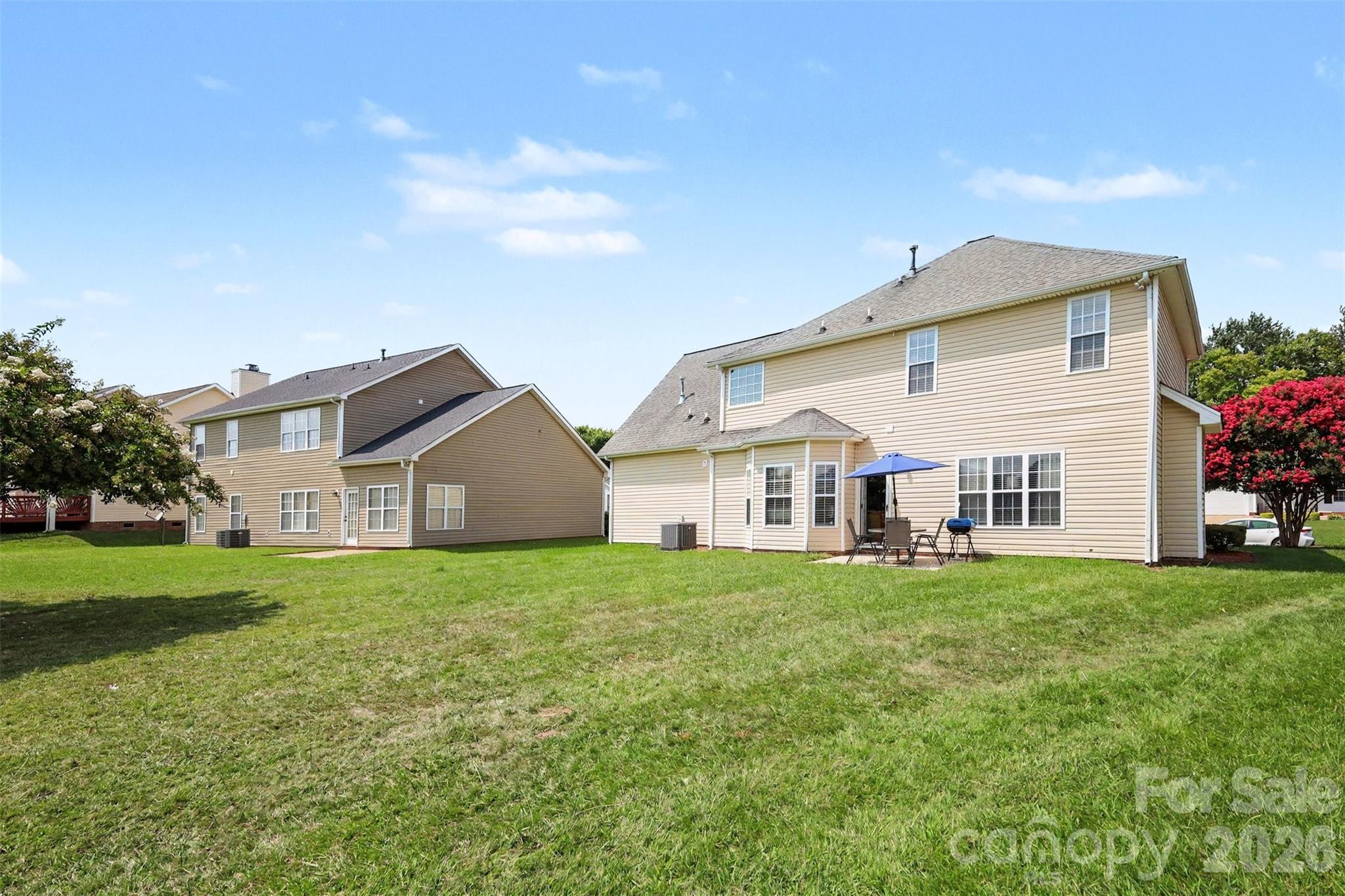1826 Conifer Circle Property Photo 23
