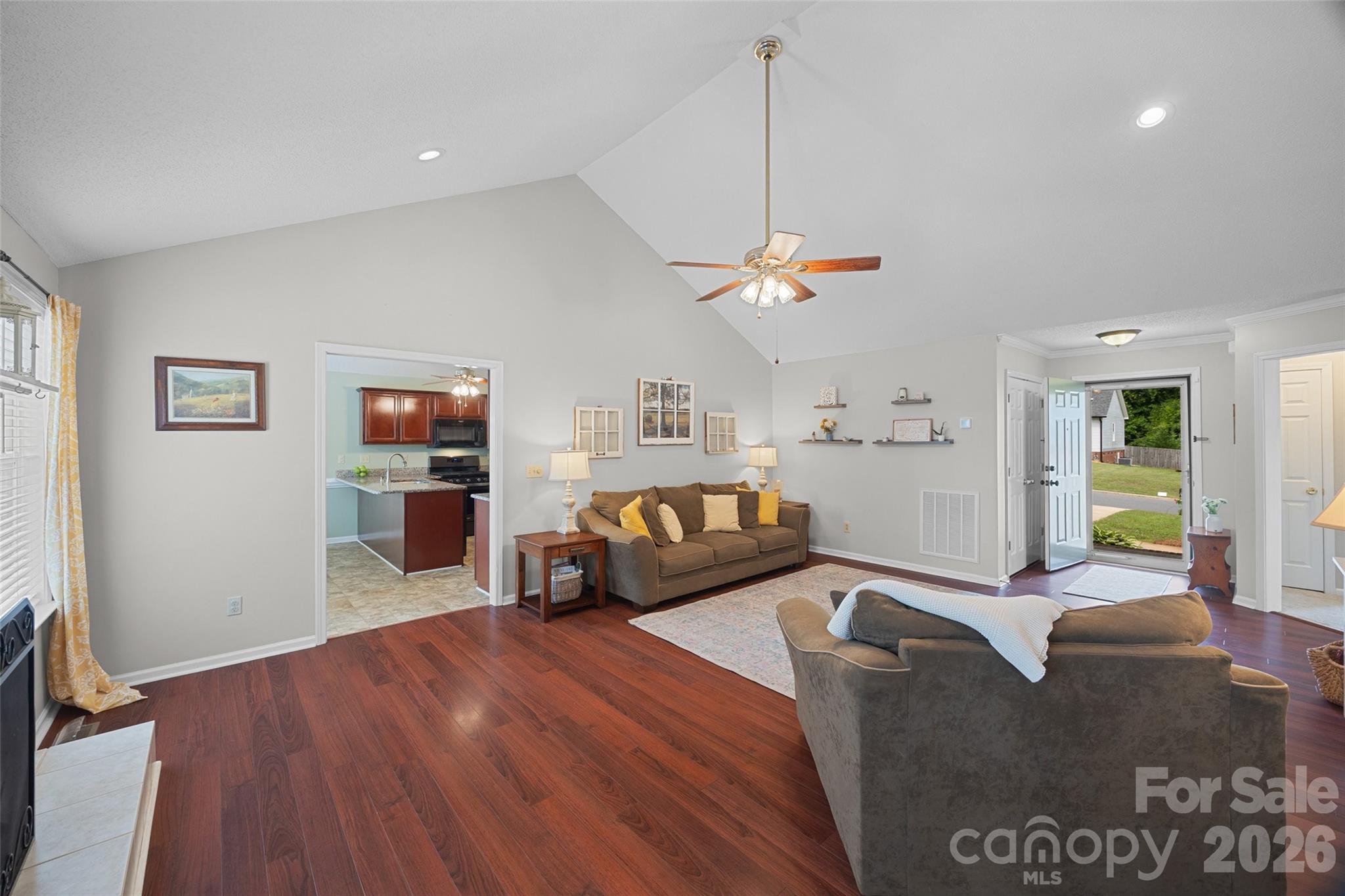 808 Chipmeadow Lane Property Photo 3