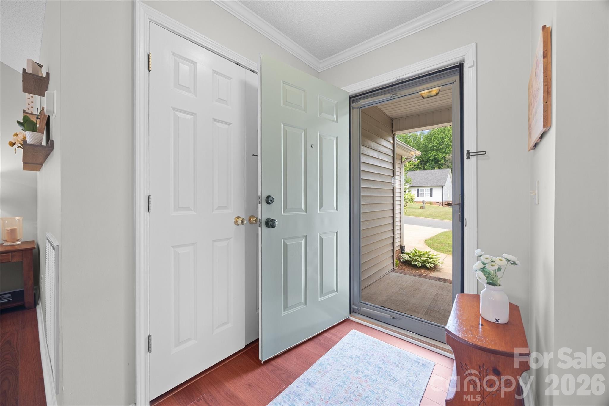 808 Chipmeadow Lane Property Photo 4