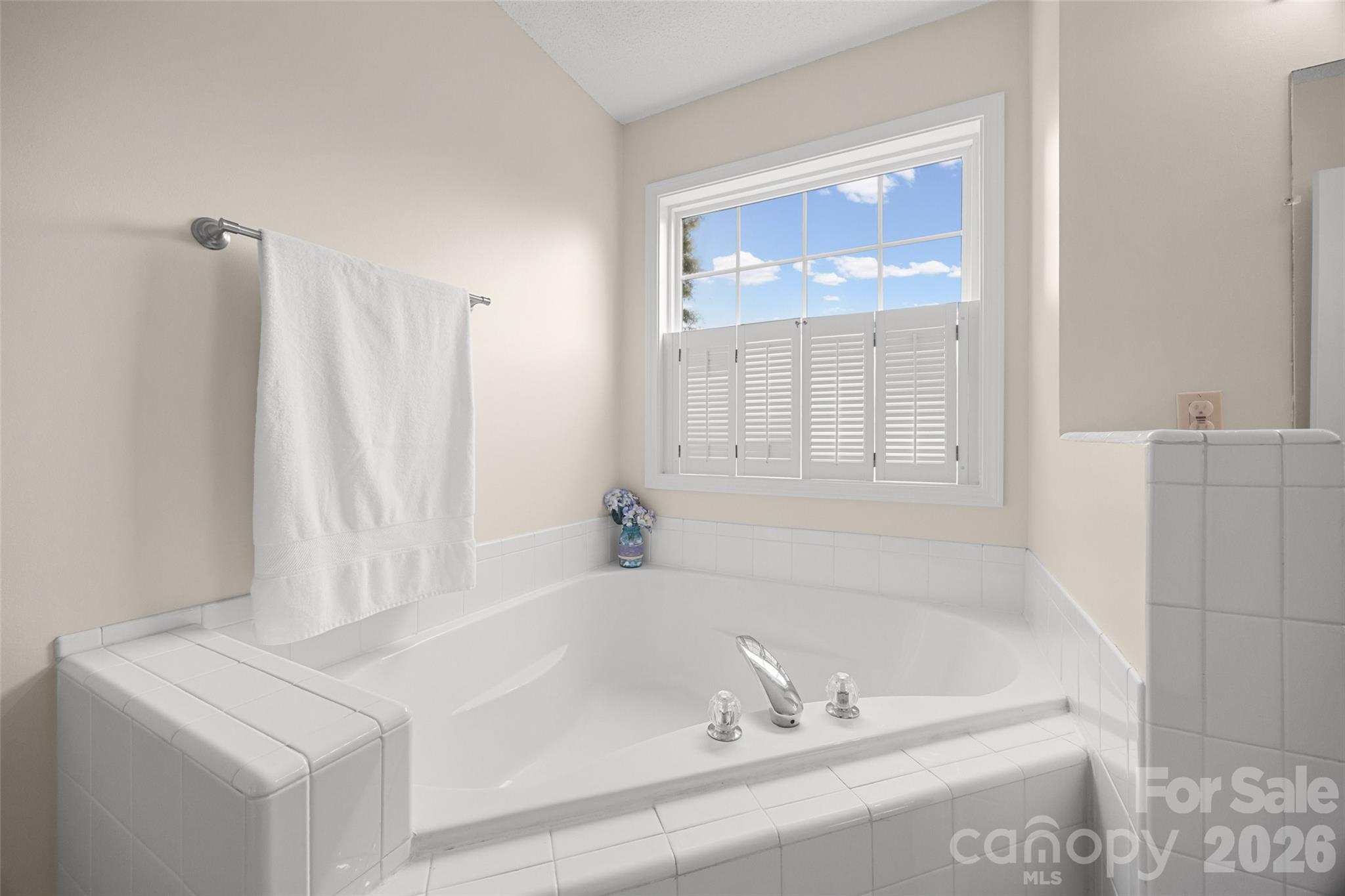 808 Chipmeadow Lane Property Photo 16