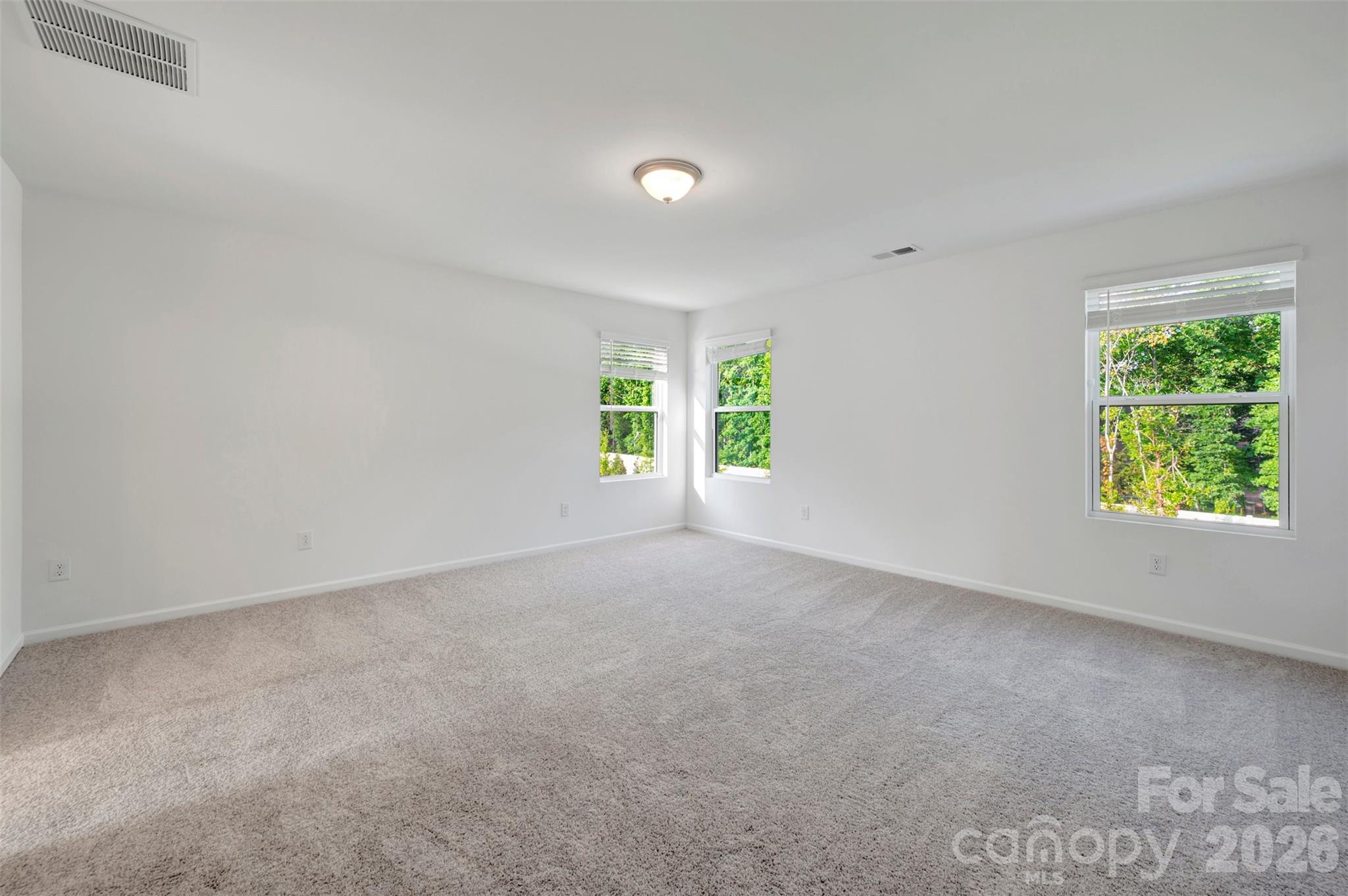 512 Willoughby Park Drive Property Photo 19