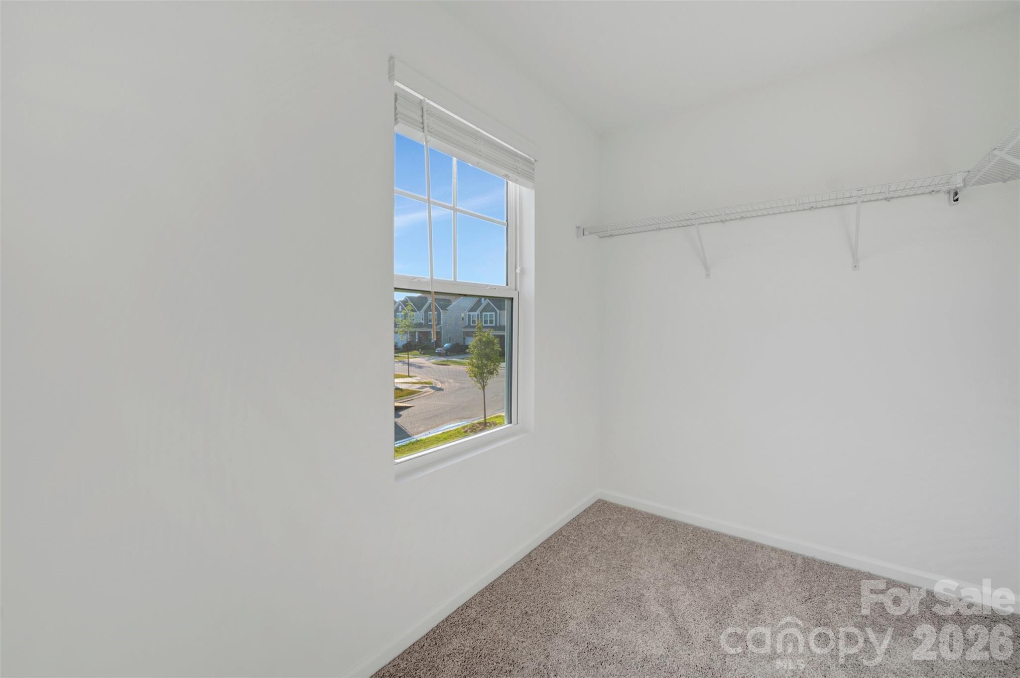 512 Willoughby Park Drive Property Photo 25