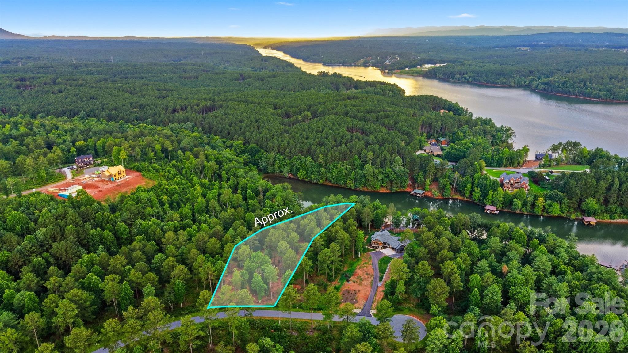 3283 Pyramid Peak Trail Property Photo 6