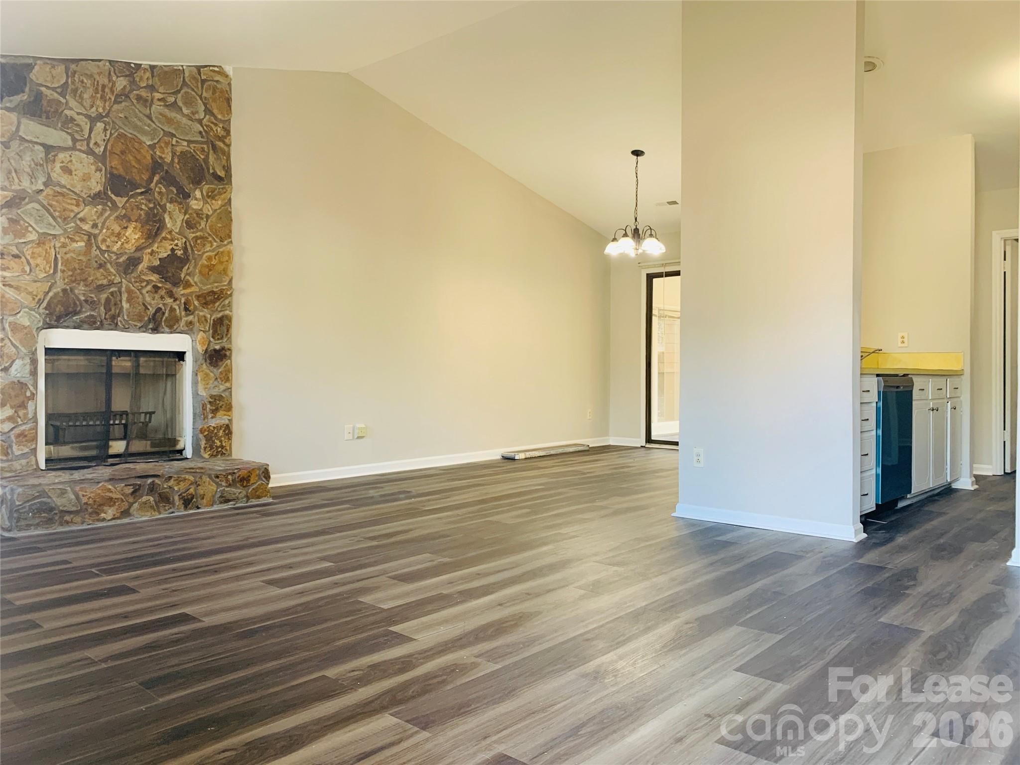 2601 Dion Avenue Property Photo 4